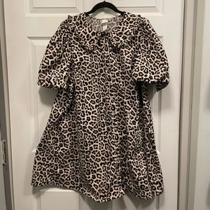 Leopard print collared dress